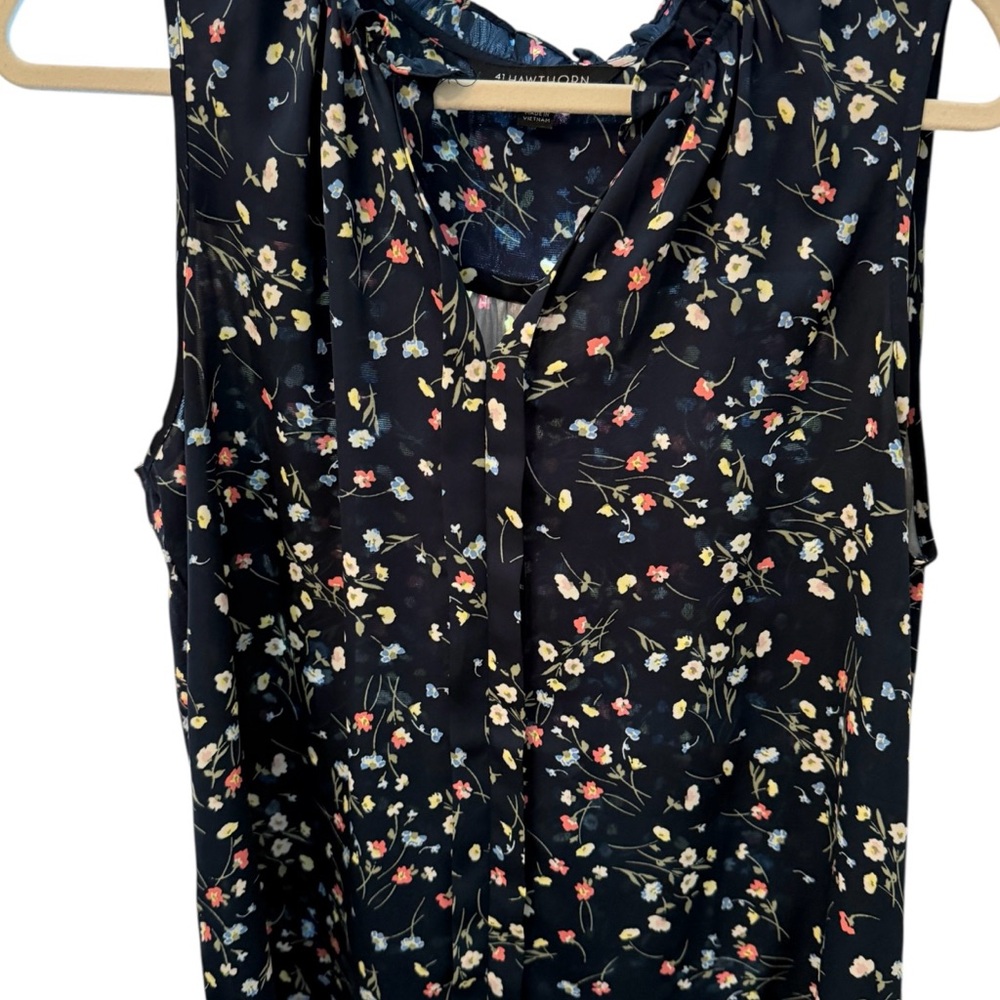 41 Hawthorn Black Floral Sleeveless Blouse